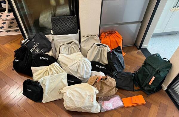 宜春奉新县回收奢侈品衣服.jpg